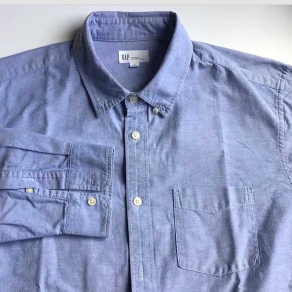 GAP Oxford light blue 100 % cotton button front shirt Sz L - Picture 5 of 10